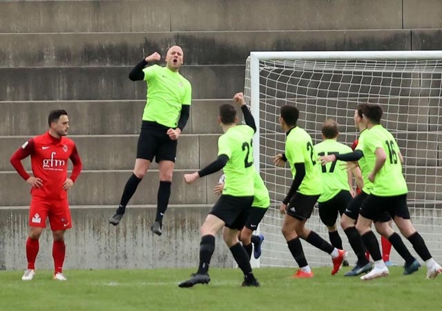 Triumph für den FC Wallbach-Zeiningen. Foto: eh-Presse 