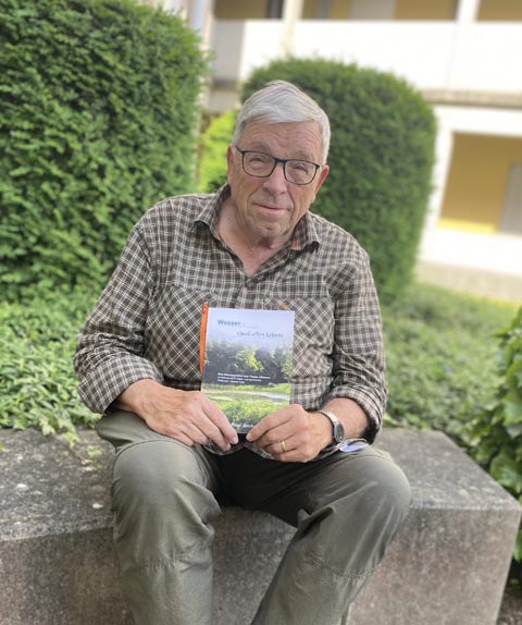 Peter Bircher: «In kaum einem anderen Bereich kann die Dramatik des Klimawandels deutlicher und spürbarer dargestellt werden, als mit dem Wasser, dieser direkten und wichtigsten Lebenskraft überhaupt.»  Foto: Sonja Fasler