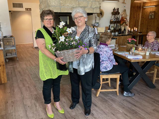 Renate Zollinger (links) und Edith Blättler (rechts). Foto: Pius Birri