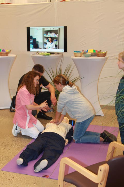 Reanimation richtig gemacht. Foto: Sonja Fasler