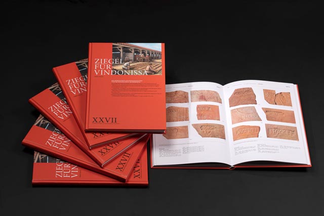 Die soeben erschienene Publikation «Ziegel für Vindonissa» in der Reihe Veröffentlichungen der Gesellschaft Pro Vindonissa. Foto: © Kanton Aargau