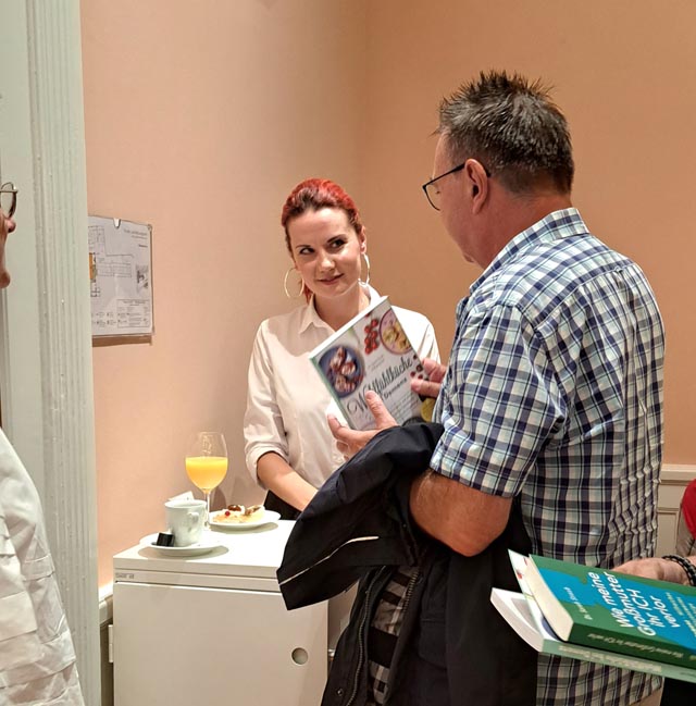 Sarah Straub nahm sich dem Thema Demenz auf fachliche sowie auf musikalische Art an. Foto: zVg