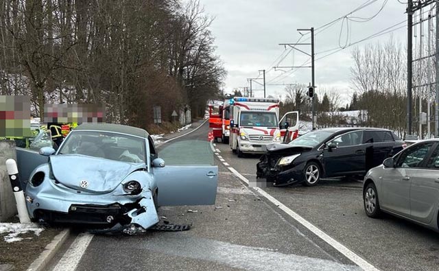 Widen: Strasse wegen Unfall gesperrt