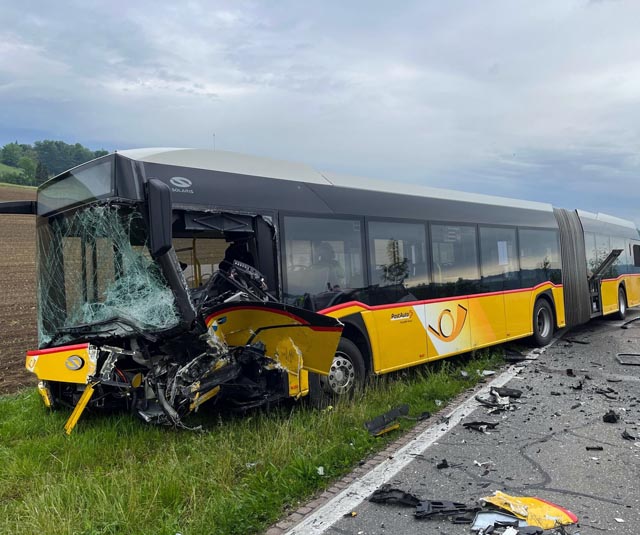 Unfall in Aristau. Foto: Polizei Aargau