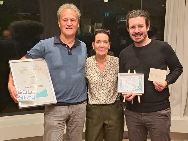 Die Präsidentin mit den Geehrten (von links): Willi Bäckert, Béa Bieber, Ferhat Özcevik. Foto: zVg