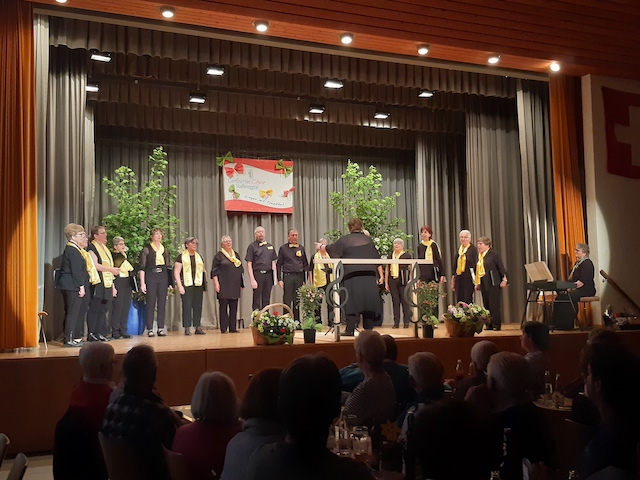 «So ein Tag…» – Gemischter Chor Staffeleggtal begeisterte mit Jahreskonzert