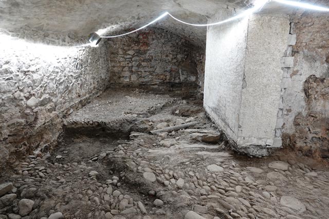 Bild 2: Blick auf den historischen Gewolbekeller im Museum Schiff.