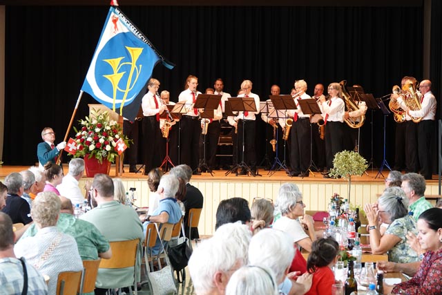 Die Musikgesellschaft Frick lieferte einen würdigen Rahmen für die abwechslungsreiche Bundesfeier. Foto: Peter Schütz