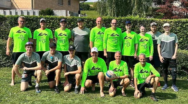 Die Männerriege Schupfart 1 und Schupfart 2 sowie der TV Schupfart nach der Finalrunde in Gipf-Oberfrick. Foto: zVg