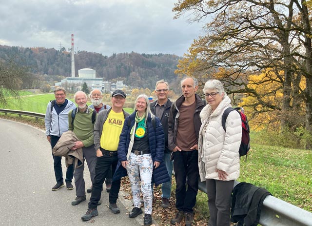 Mitglieder des Vereins KAIB besuchten das AKW Mühleberg.