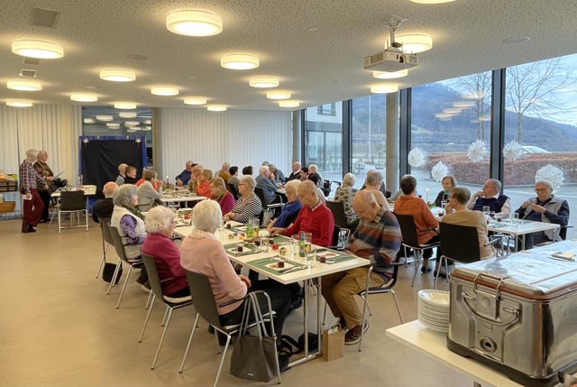 Weihnachtsmittagstisch im Rheinfels Park. Foto: zVg