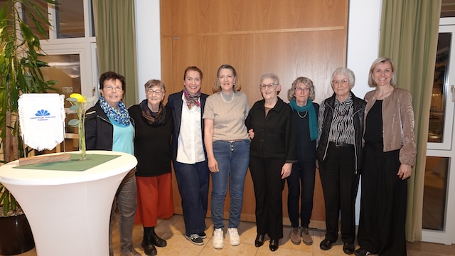 Der Vorstand (von links): Rosmarie von Büren, Charlotte Burkhard, Marsha Mueller, Sandra Niederkofler, Monika Kamm, Rita Hirter, Daniela Skarul. Foto: zVg