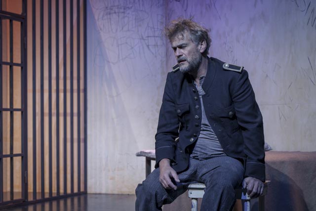 Peter Bernhard verkörpert bei der Oper «Carmen» den Hauptdarsteller Don José und ist gleichzeitig Gesamtleiter der Produktion. Foto: zVg