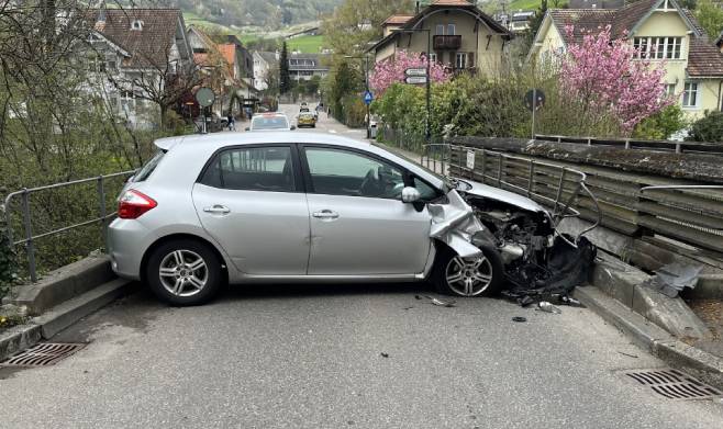 Bei diesem Selbstunfall in Sissach wurde niemand verletzt.