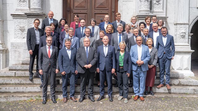 Gruppenfoto anlässlich der 81. Plenarkonferenz der Nordwestschweizer Regierungskonferenz (NWRK). Foto: zVg