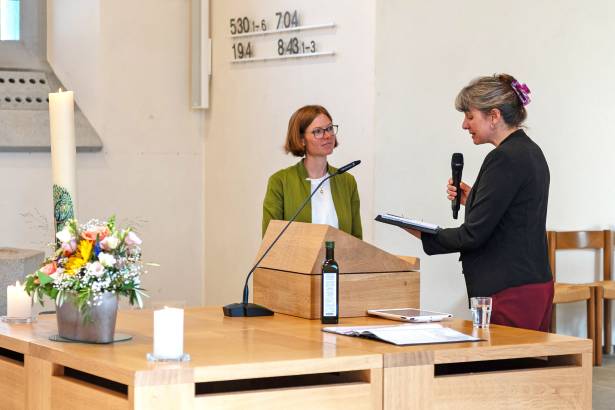 Laura Klingenberg und Dekanin Noemi Breda